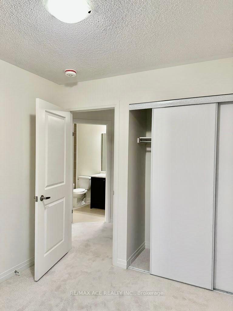 Photo 17 of 25 Emmas Way, Whitby, Taunton North — HOMEH