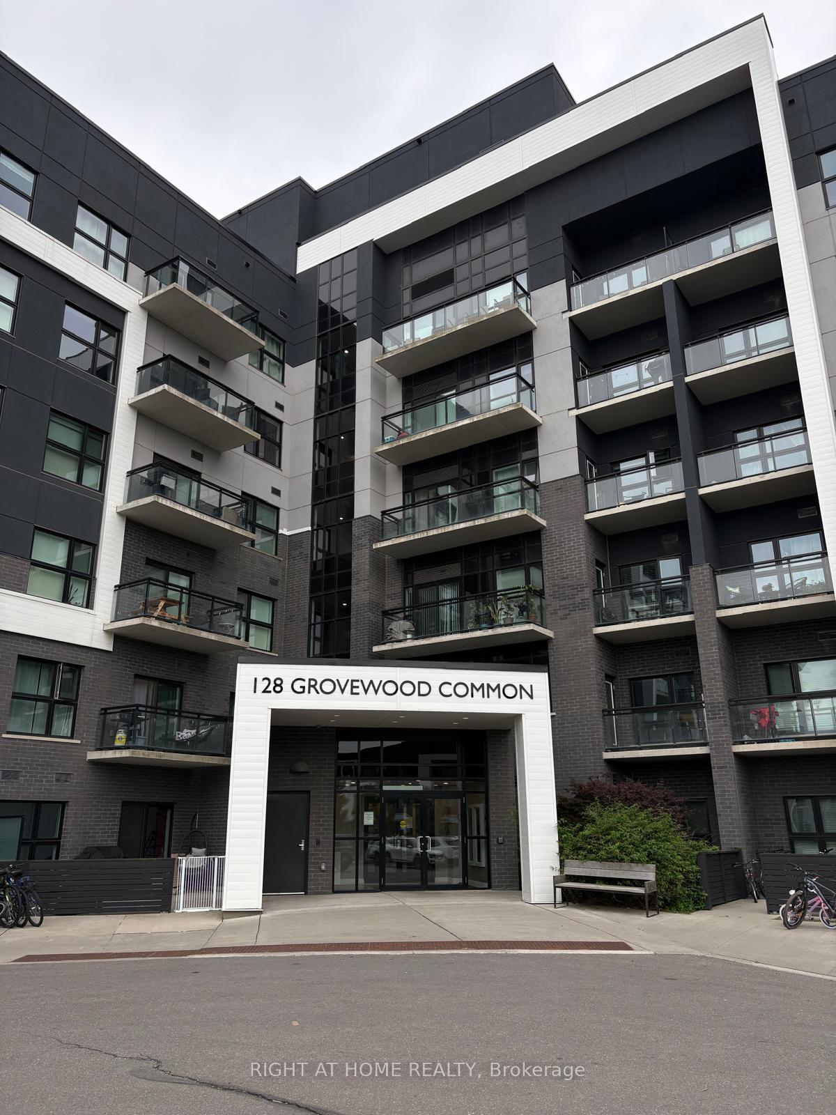 Photo of Unit 405, 128 Grovewood Common
