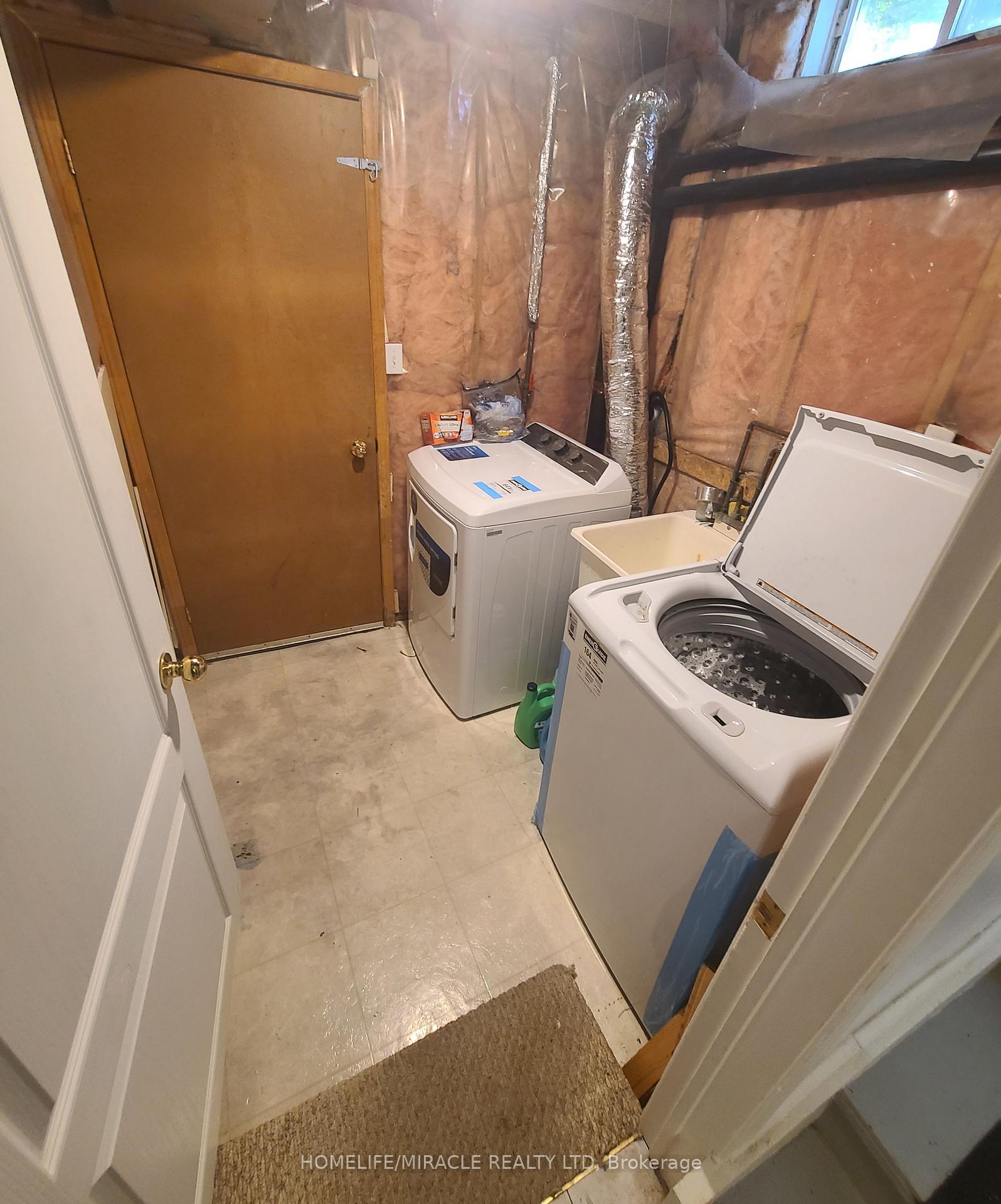 Photo 7 of Unit 23 BSMT, 1867 Kingston Road, Pickering, Village East — HOMEH