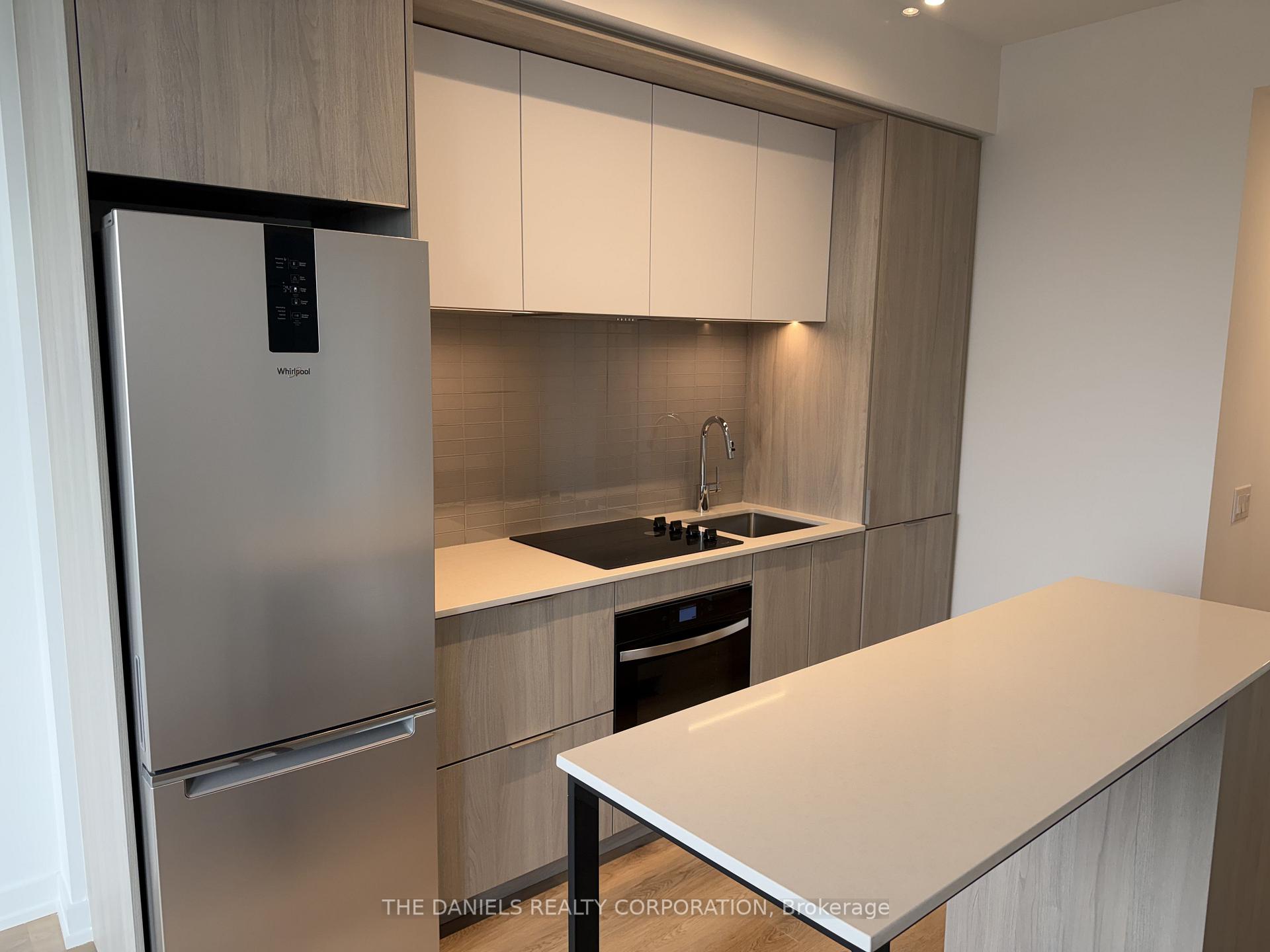 Photo 6 of Unit 4401, 395 Square One Drive, Mississauga, City Centre — HOMEH