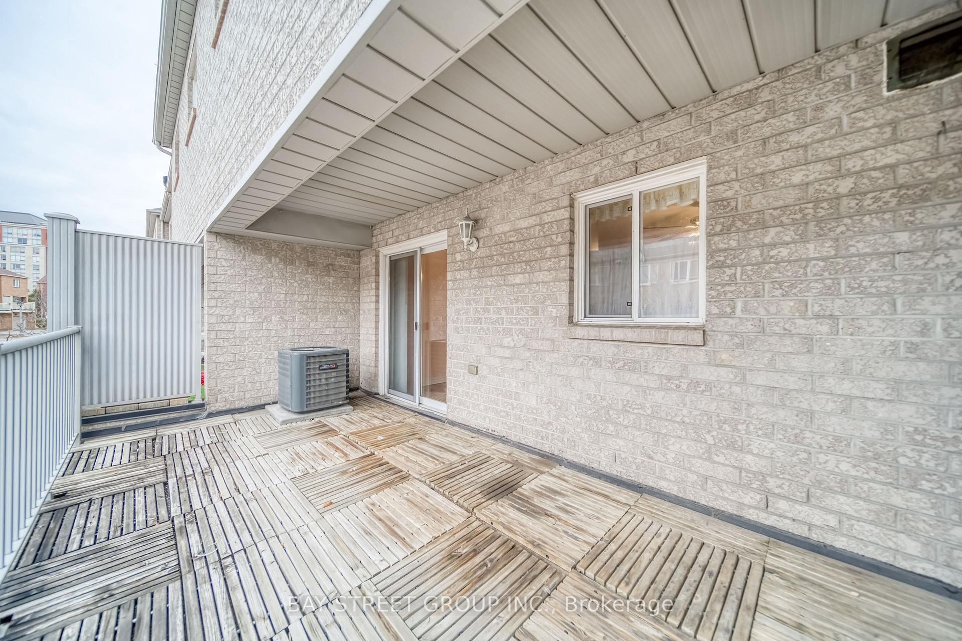 Photo 14 of 27 Orchid Road, Markham, Commerce Valley — HOMEH