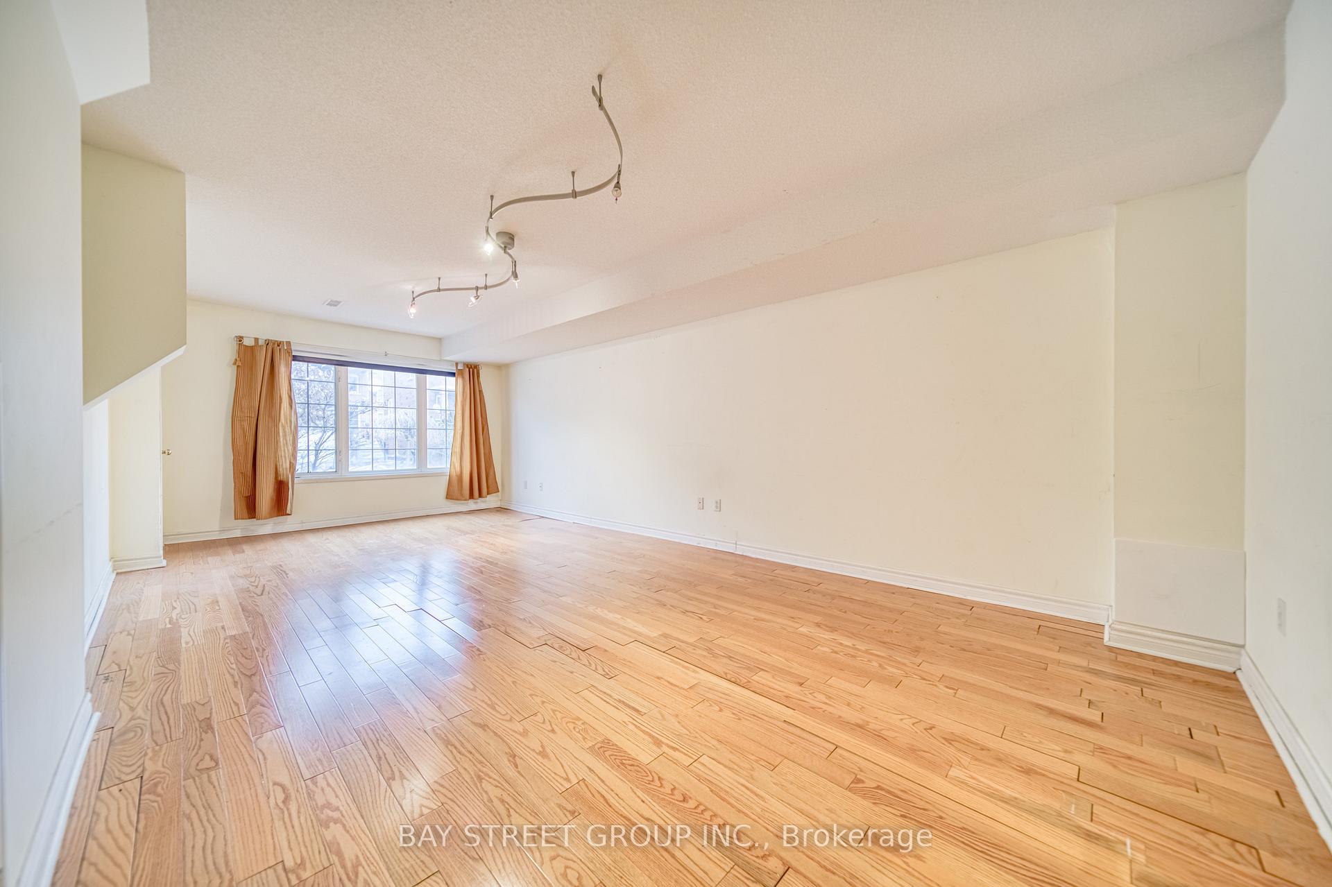 Photo 27 of 27 Orchid Road, Markham, Commerce Valley — HOMEH