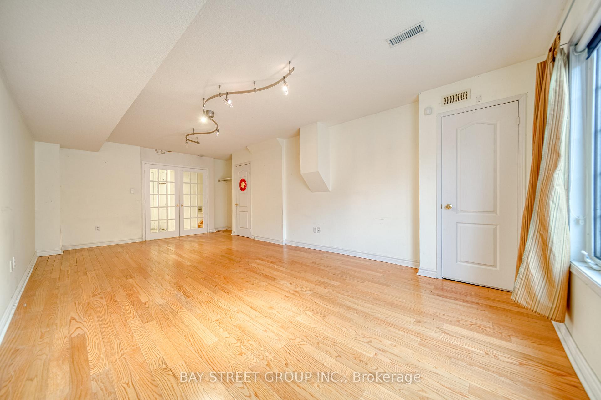 Photo 28 of 27 Orchid Road, Markham, Commerce Valley — HOMEH