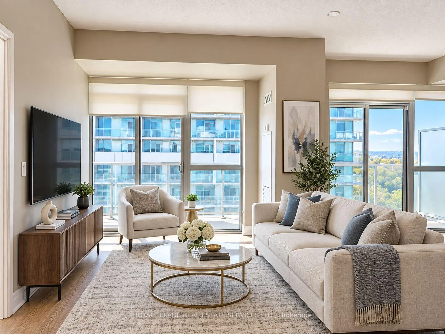 Photo 3 of Unit 1412, 55 Speers Road, Oakville, Central — HOMEH