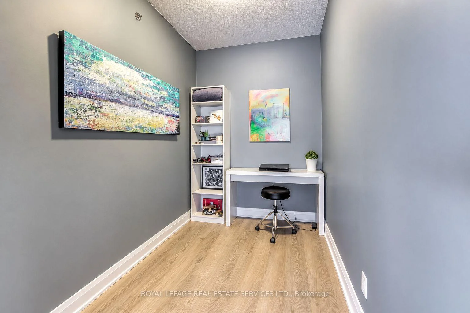 Photo 15 of Unit 1412, 55 Speers Road, Oakville, Central — HOMEH