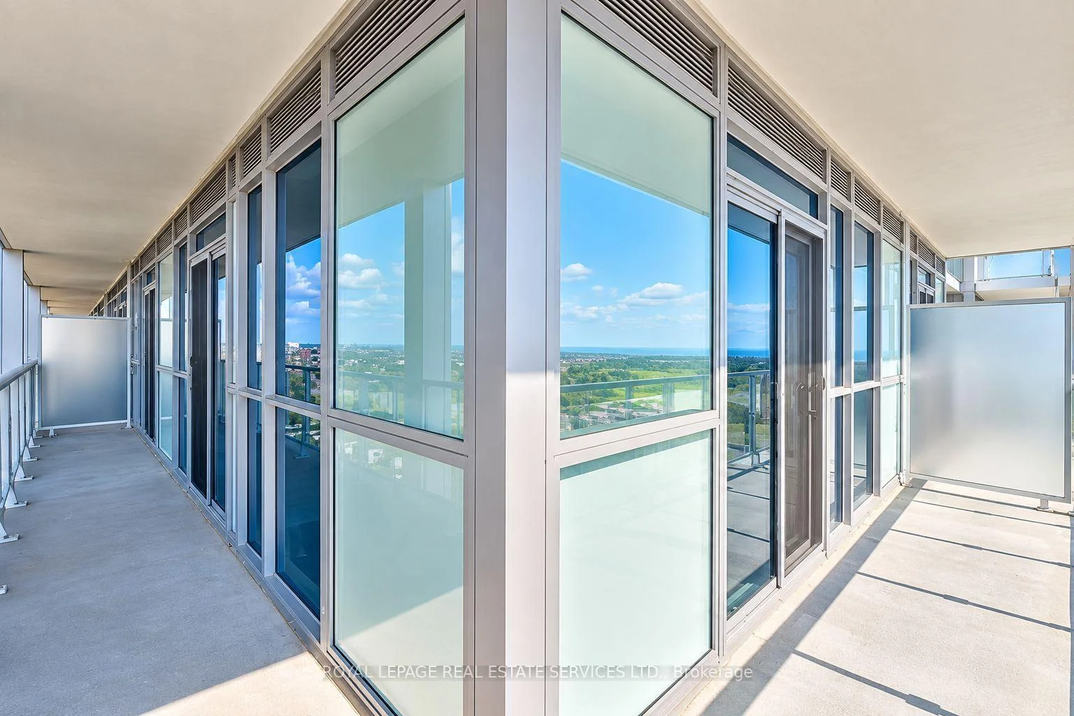 Photo 19 of Unit 1412, 55 Speers Road, Oakville, Central — HOMEH