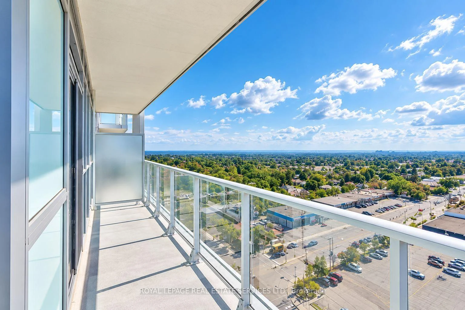 Photo 21 of Unit 1412, 55 Speers Road, Oakville, Central — HOMEH