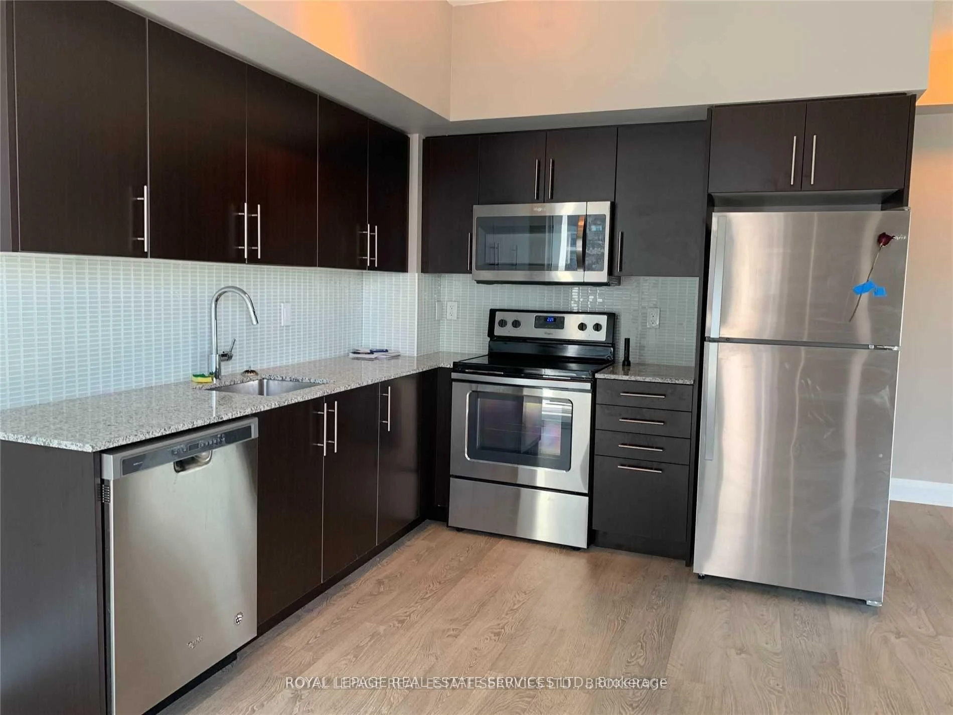 Photo 16 of Unit 1412, 55 Speers Road, Oakville, Central — HOMEH