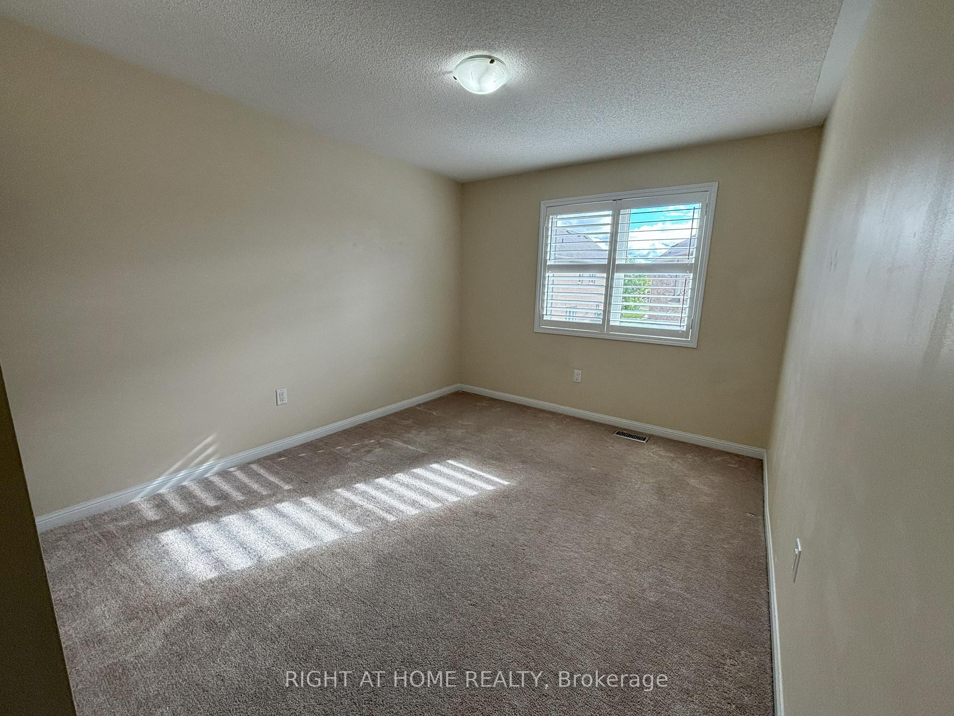 Photo 27 of 918 Farmstead Drive, Milton, Willmott — HOMEH