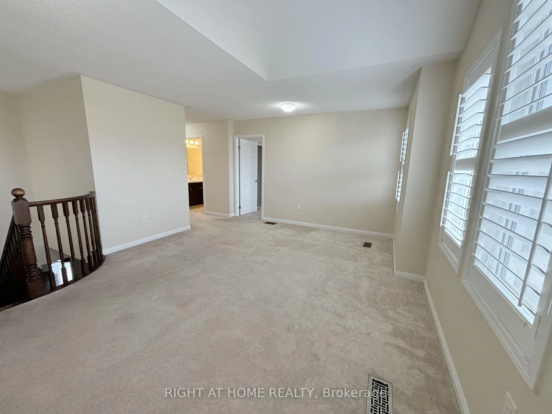 Photo 15 of 918 Farmstead Drive, Milton, Willmott — HOMEH