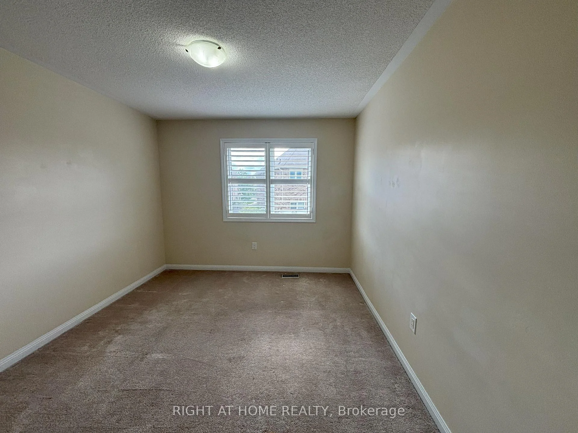 Photo 24 of 918 Farmstead Drive, Milton, Willmott — HOMEH