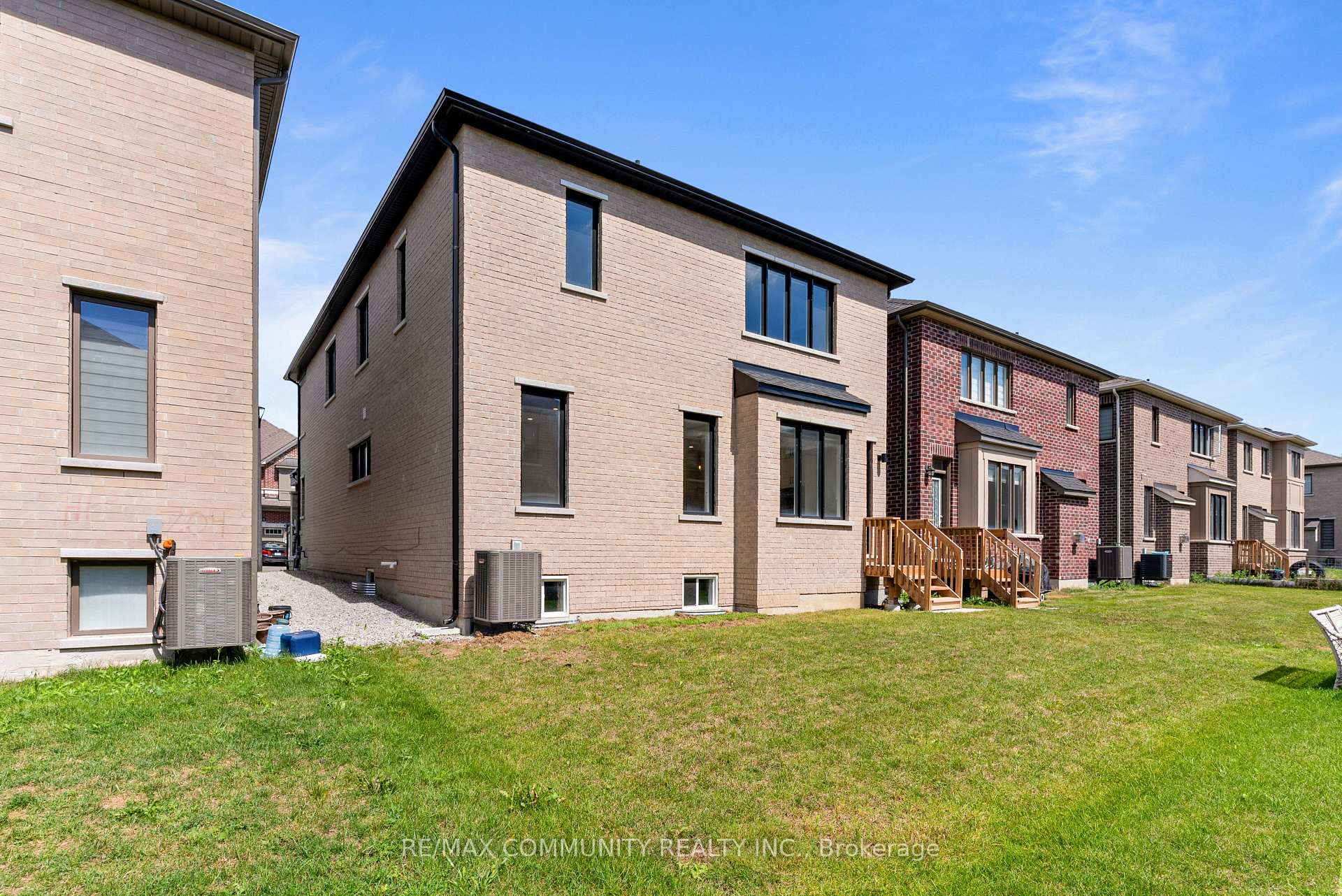 Photo 27 of 2879 Foxden Square, Pickering, Rural Pickering — HOMEH