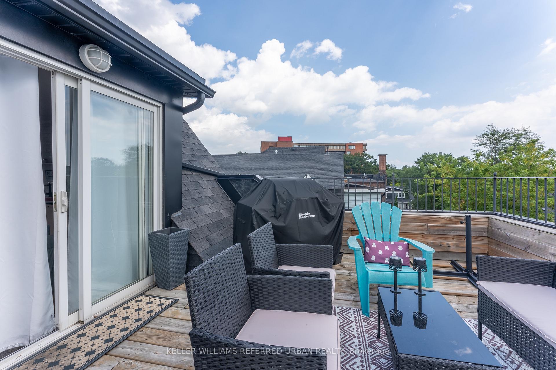 Photo 6 of Unit Upper, 431 Kingston Road, Toronto, The Beaches — HOMEH