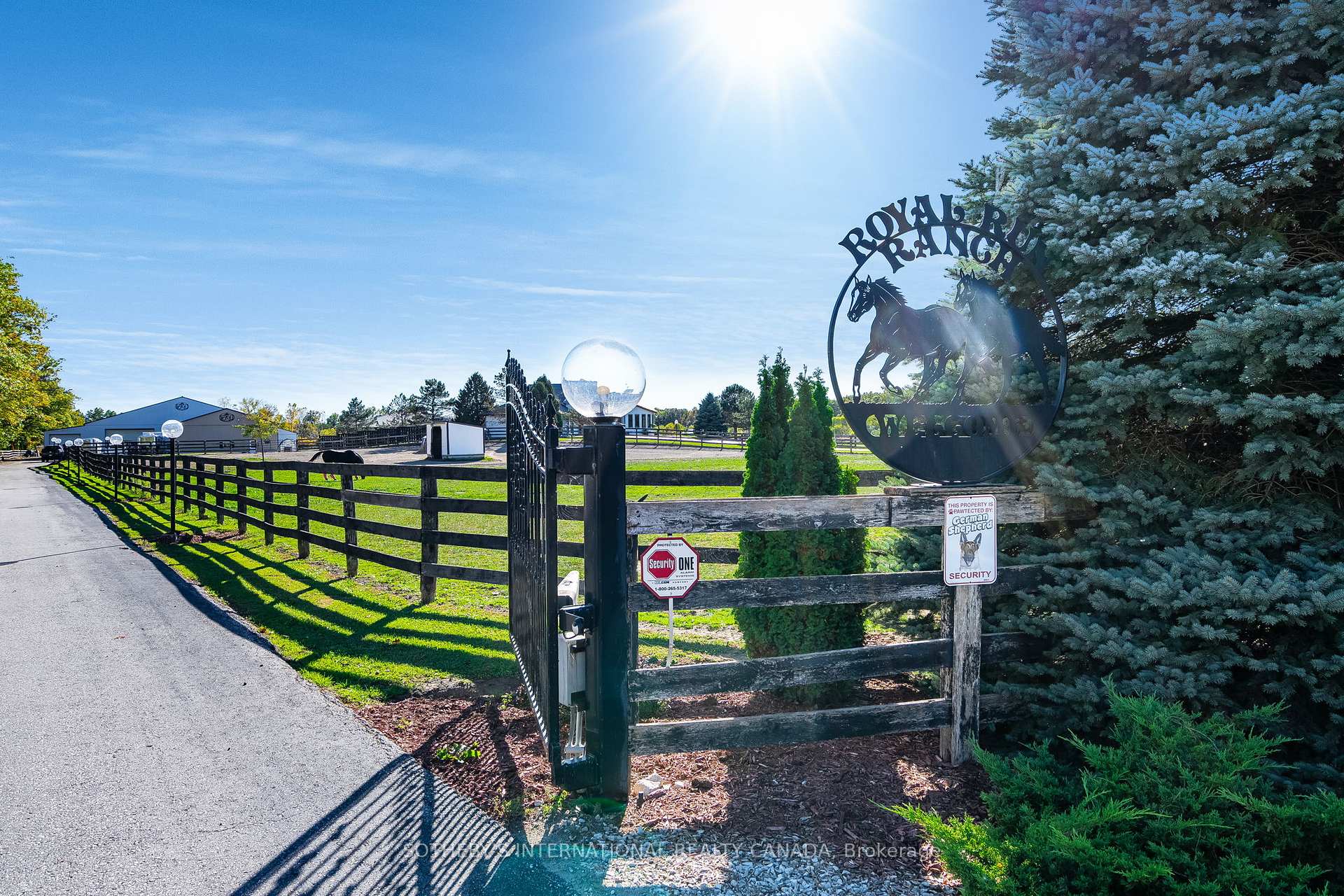 Photo 12 of 4965 4th Concession, Amherstburg — HOMEH