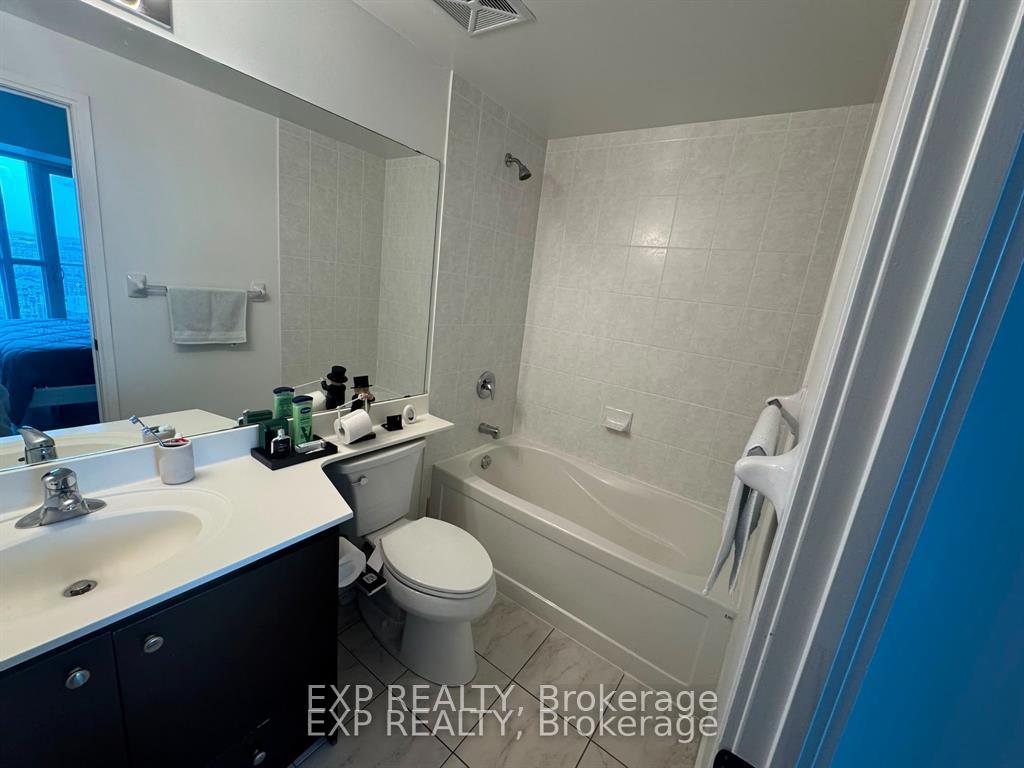 Photo 3 of Unit 3707, 60 Absolute Avenue, Mississauga, City Centre — HOMEH