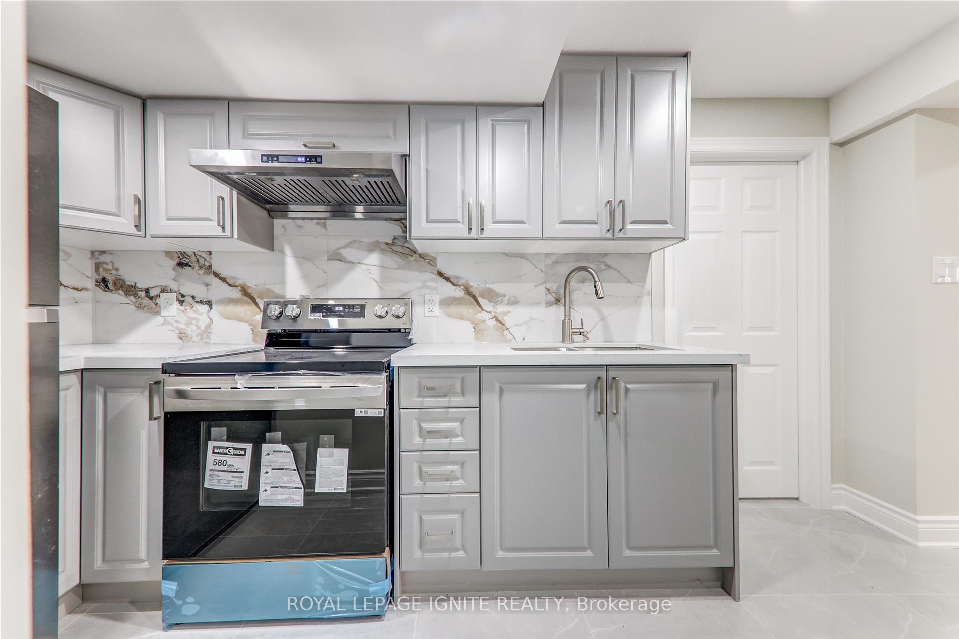 Photo 12 of Unit Basement, 15 Vanni Avenue, Markham, Middlefield — HOMEH