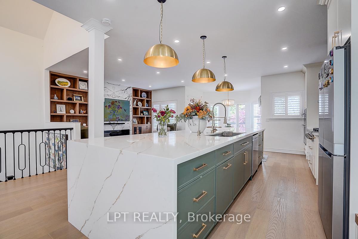 Photo 10 of 585 Holgate Circle, Newmarket, Stonehaven-Wyndham — HOMEH