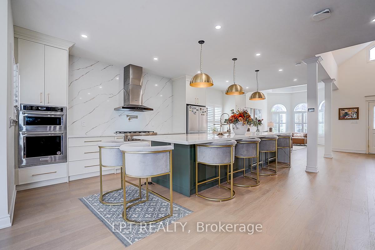 Photo 12 of 585 Holgate Circle, Newmarket, Stonehaven-Wyndham — HOMEH