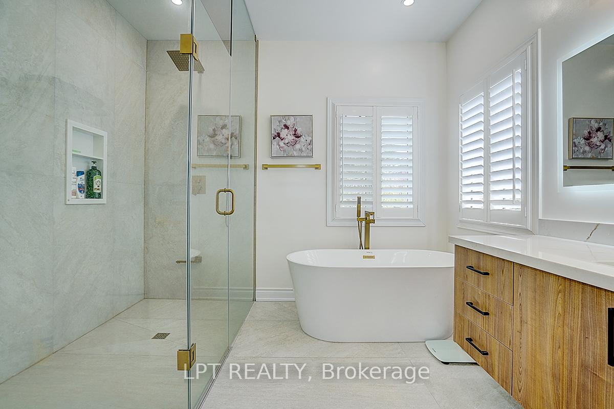 Photo 24 of 585 Holgate Circle, Newmarket, Stonehaven-Wyndham — HOMEH