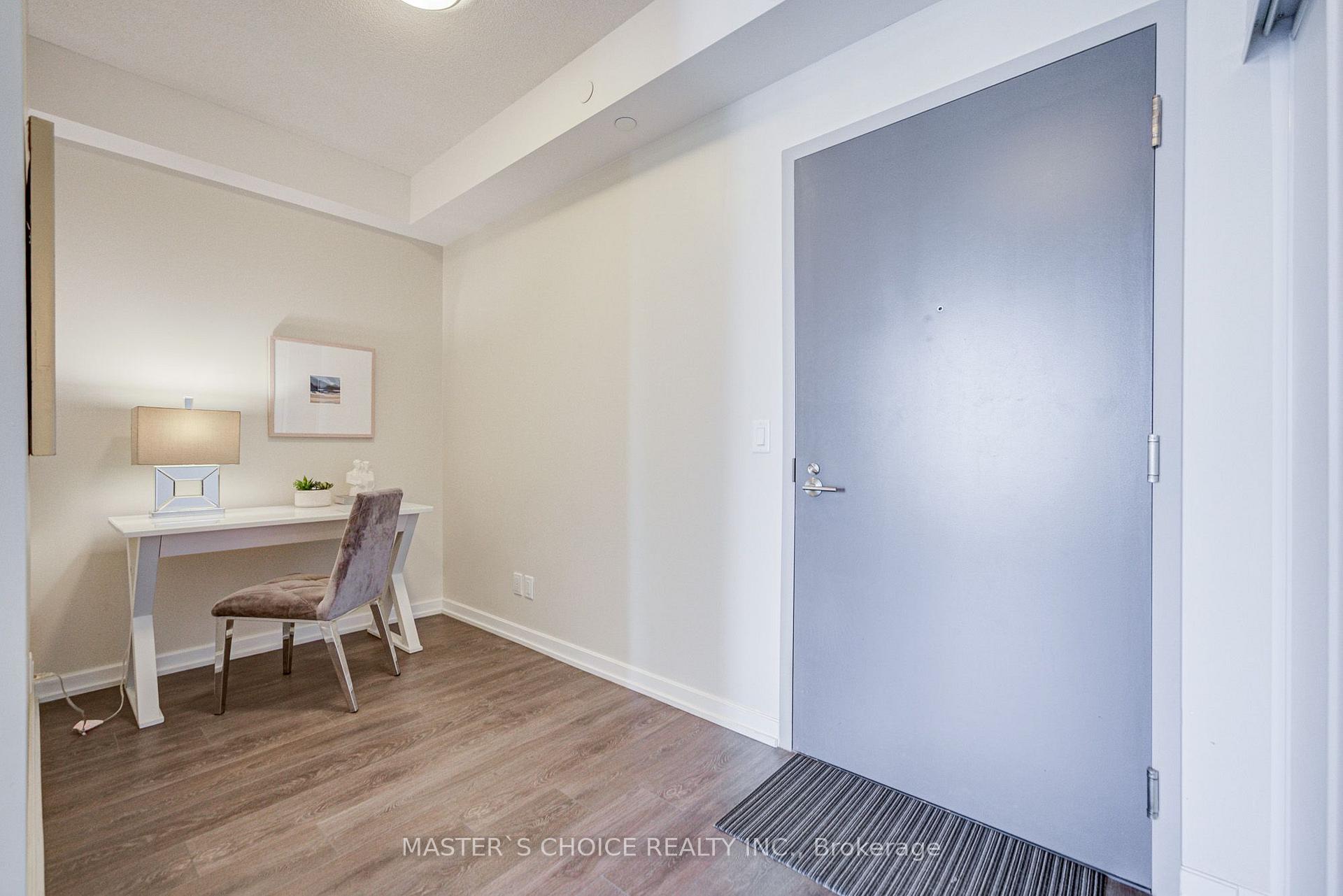 Photo 6 of Unit 3303, 32 Forest Manor Road, North York, Henry Farm — HOMEH