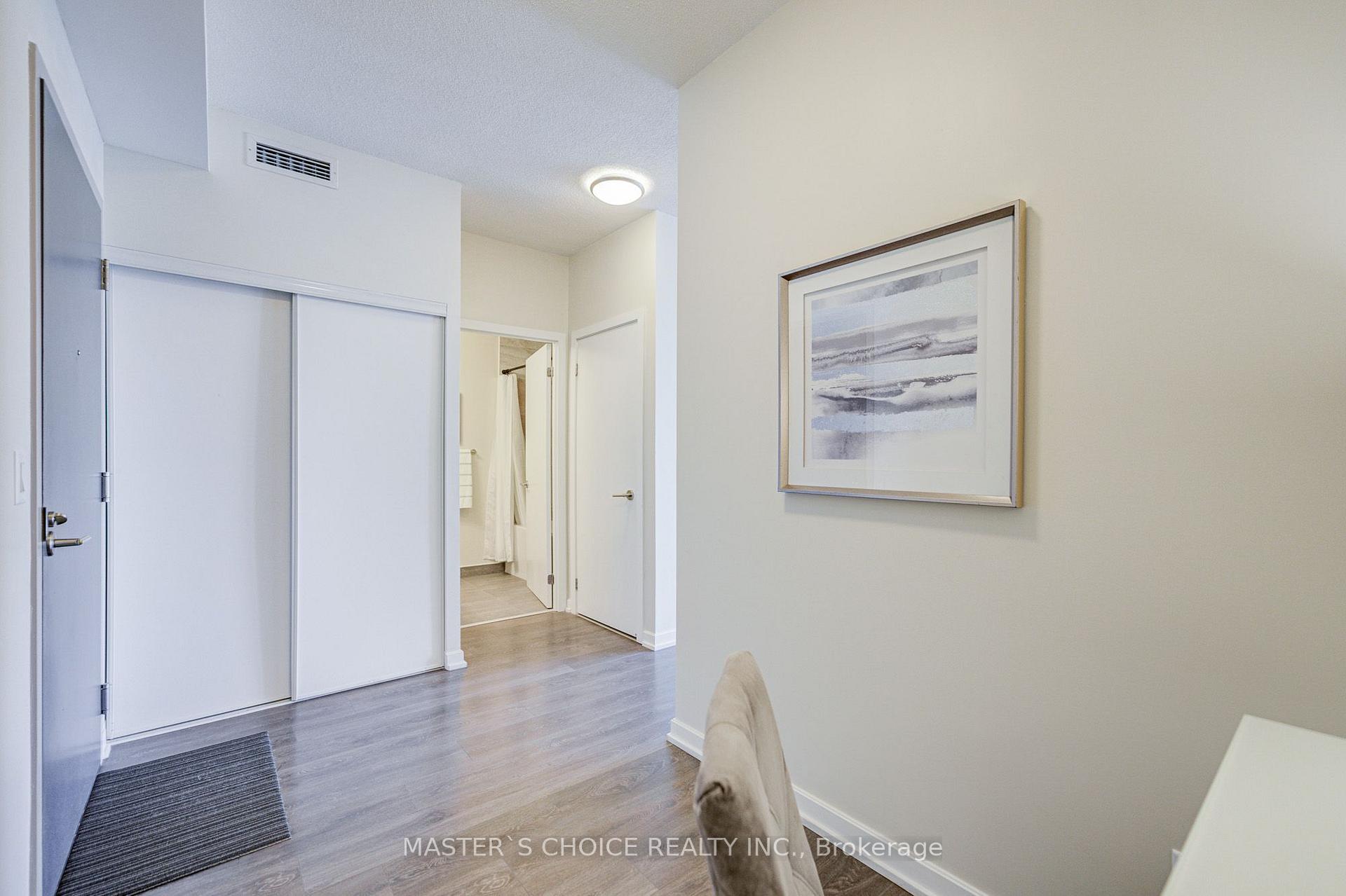 Photo 7 of Unit 3303, 32 Forest Manor Road, North York, Henry Farm — HOMEH