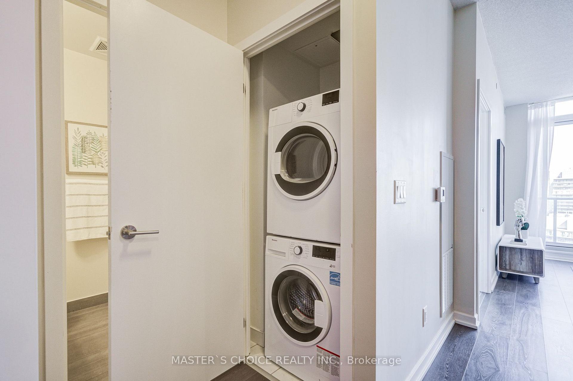 Photo 8 of Unit 3303, 32 Forest Manor Road, North York, Henry Farm — HOMEH