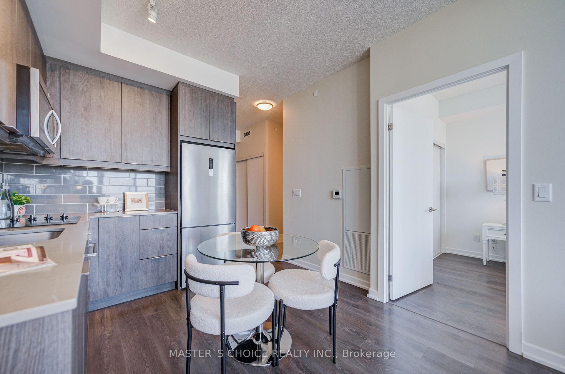 Photo 14 of Unit 3303, 32 Forest Manor Road, North York, Henry Farm — HOMEH