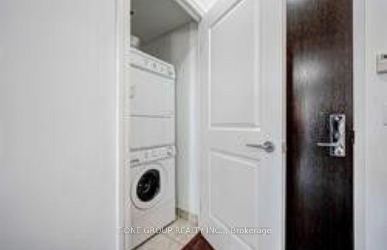 Photo 9 of Unit 207, 57 Upper Duke Crescent, Markham, Unionville — HOMEH
