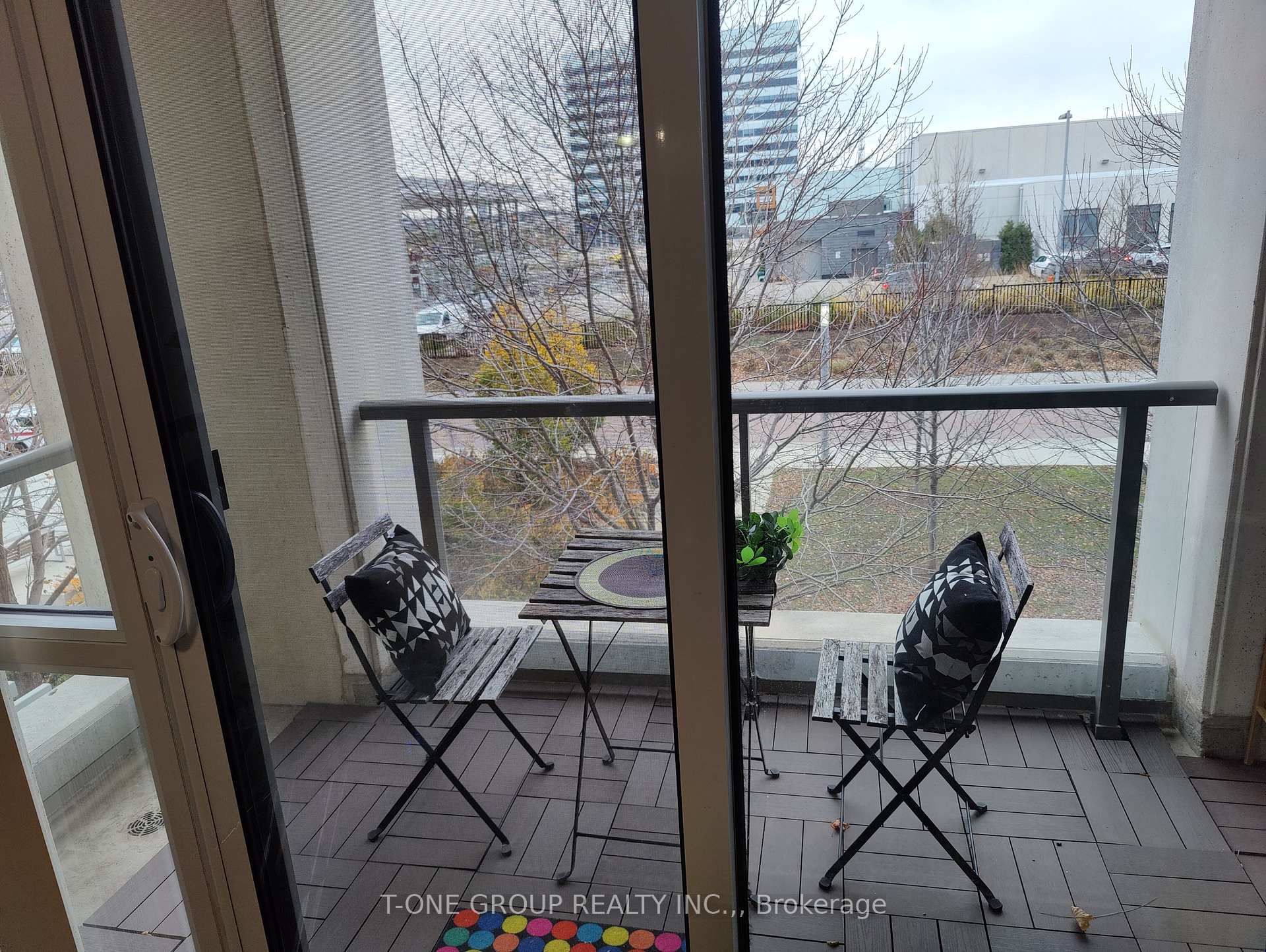 Photo 12 of Unit 207, 57 Upper Duke Crescent, Markham, Unionville — HOMEH