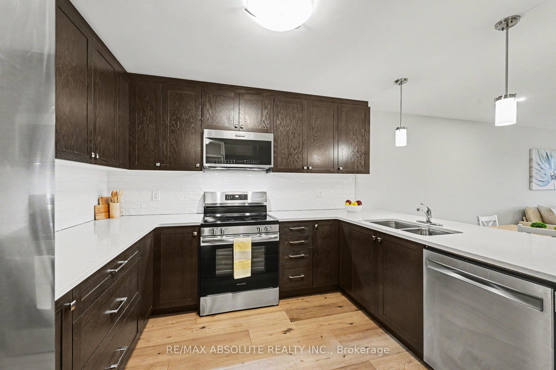 Photo 5 of 186 Seabert Drive, Arnprior, Arnprior — HOMEH