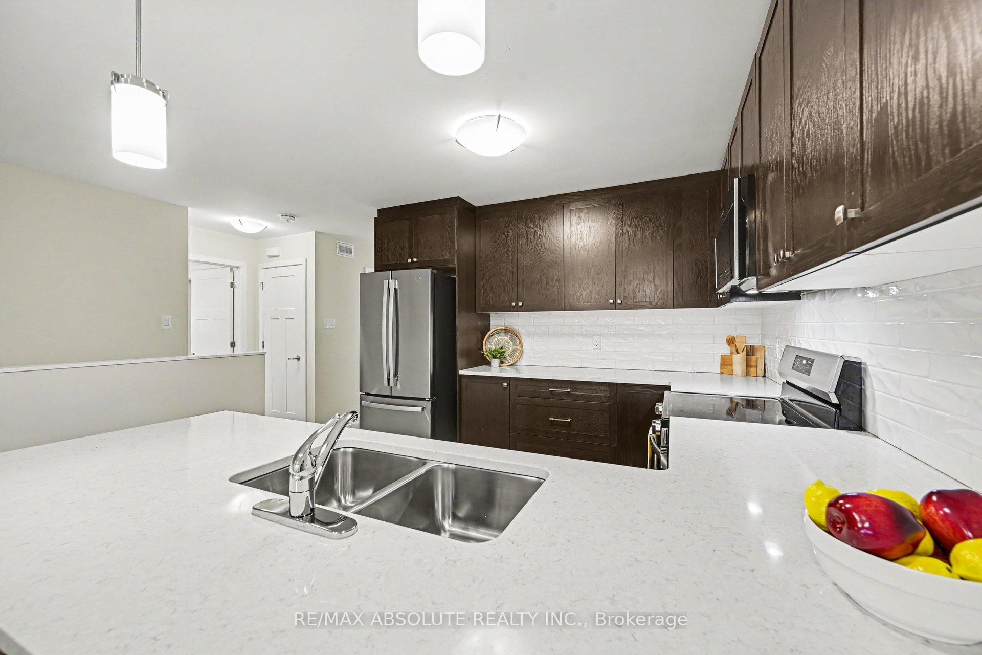 Photo 8 of 186 Seabert Drive, Arnprior, Arnprior — HOMEH