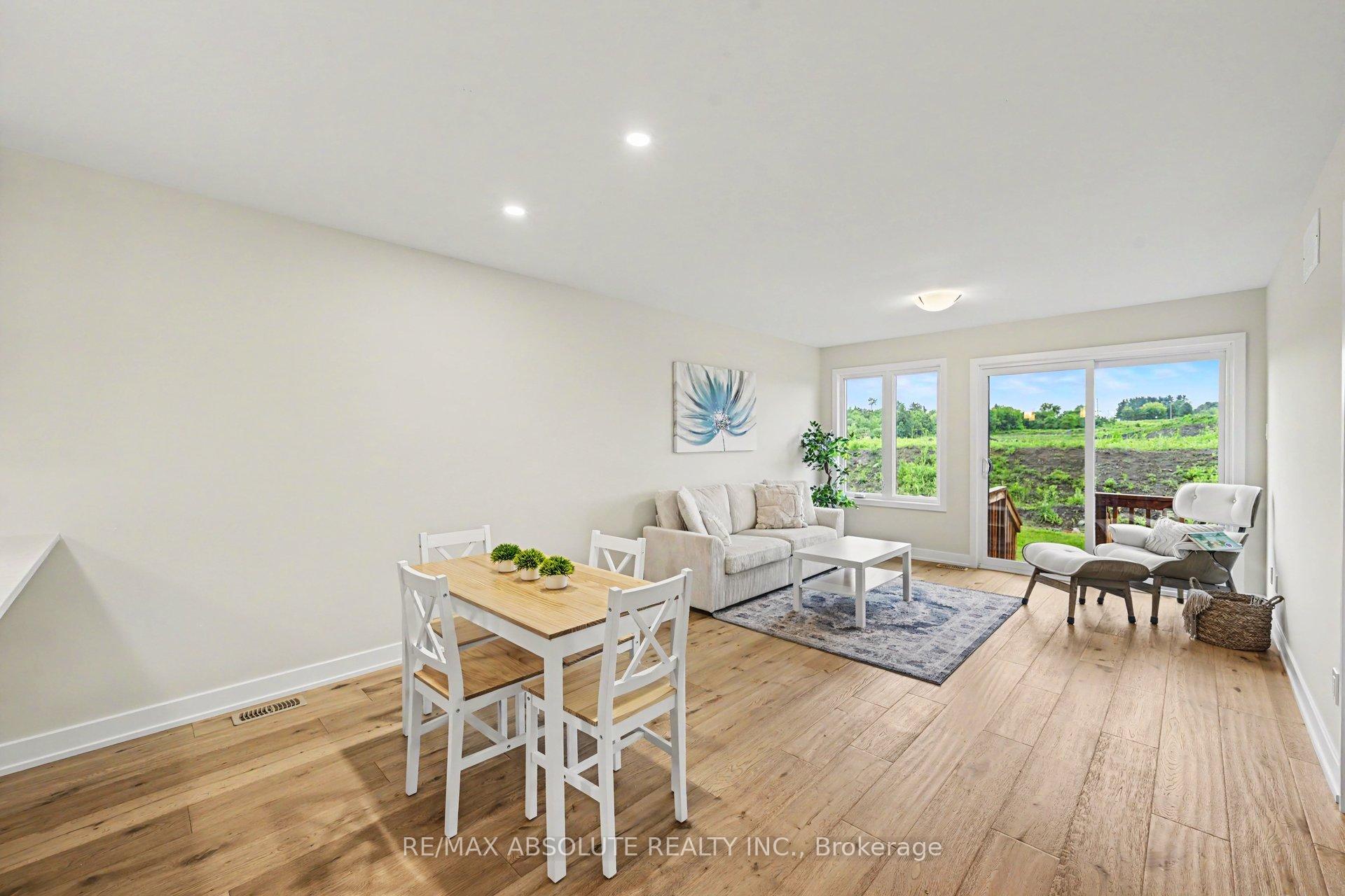 Photo 12 of 186 Seabert Drive, Arnprior, Arnprior — HOMEH