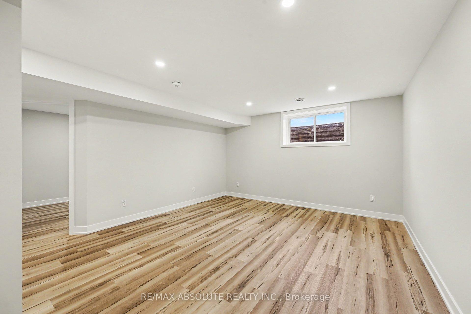 Photo 21 of 186 Seabert Drive, Arnprior, Arnprior — HOMEH
