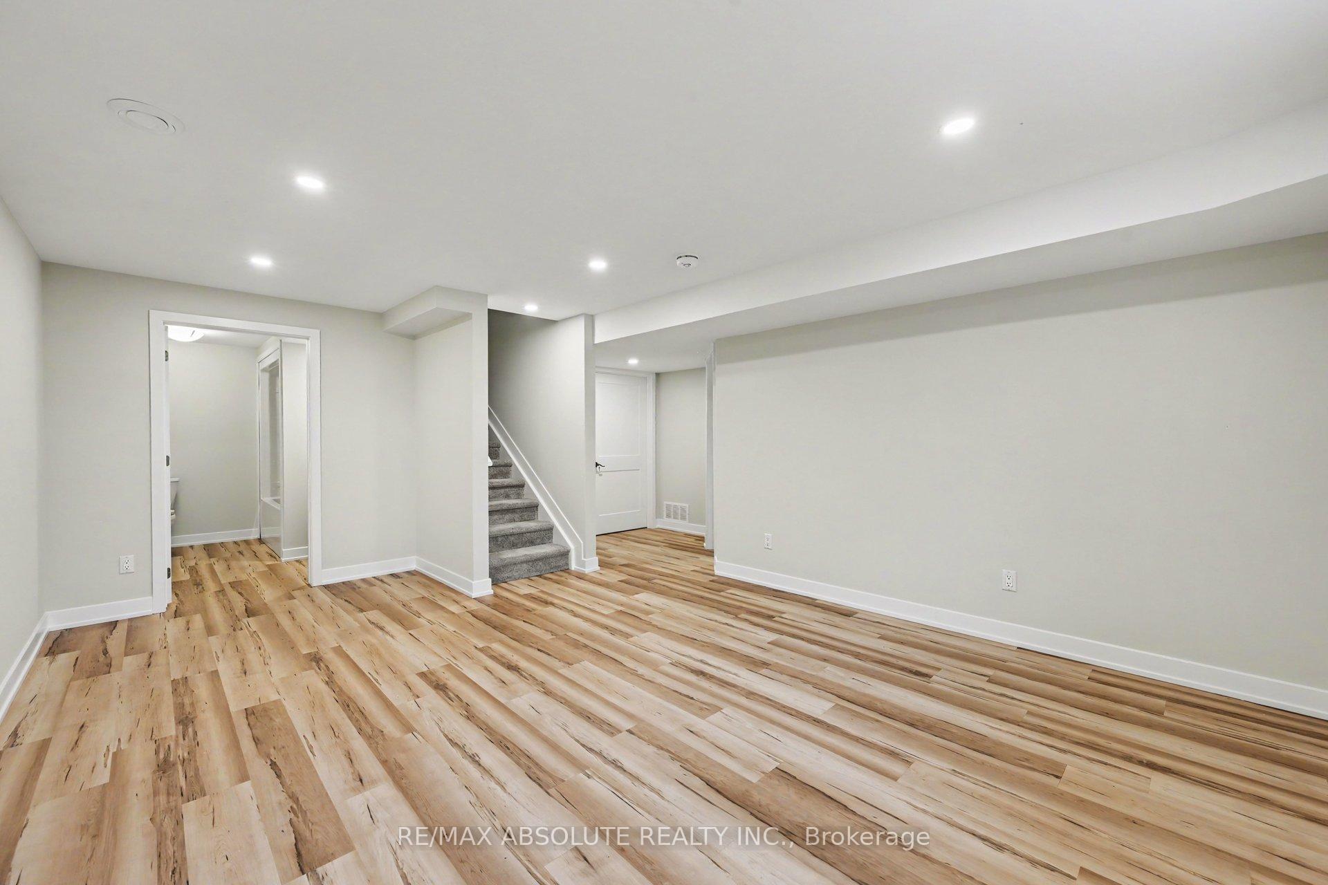 Photo 22 of 186 Seabert Drive, Arnprior, Arnprior — HOMEH