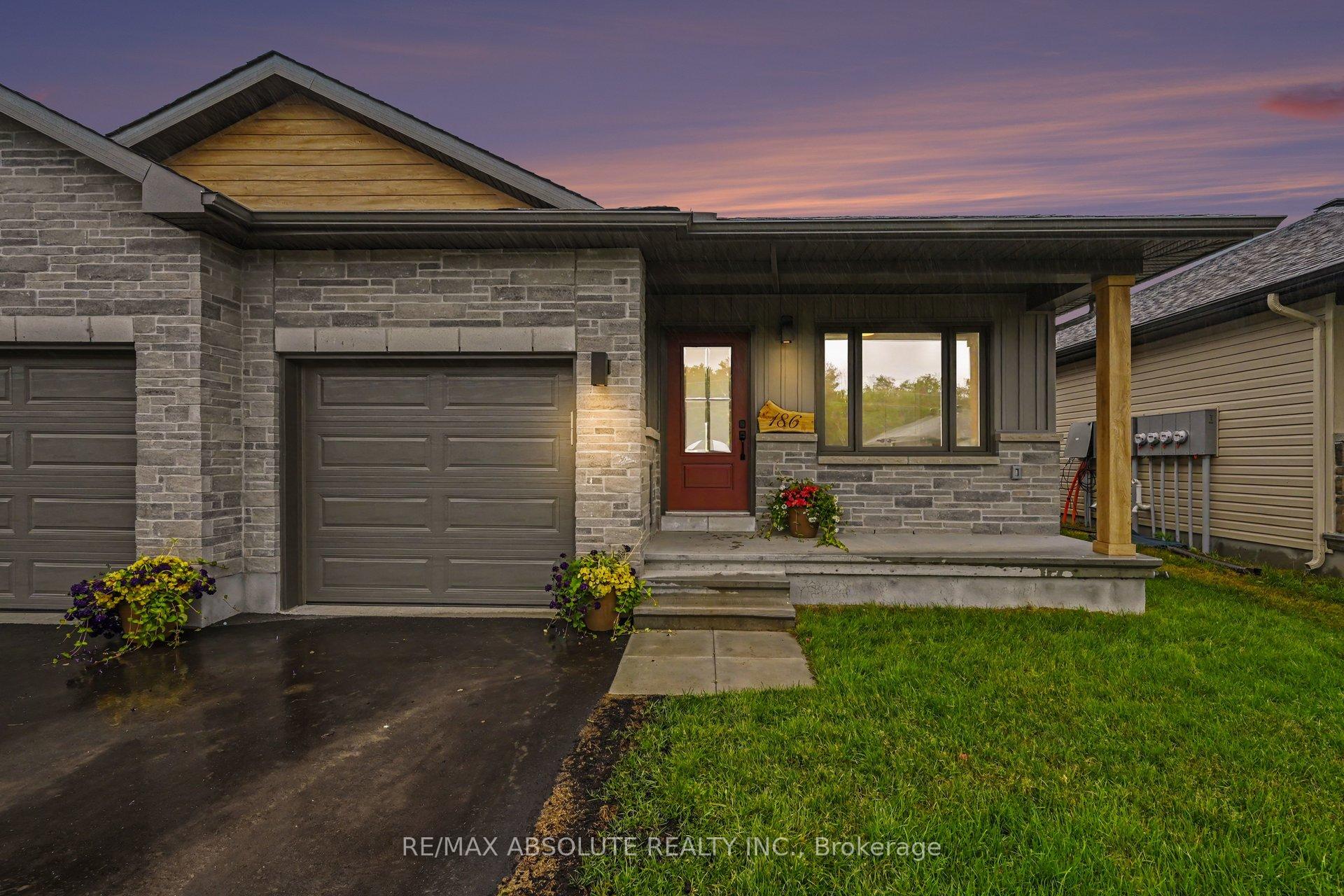 Photo 31 of 186 Seabert Drive, Arnprior, Arnprior — HOMEH