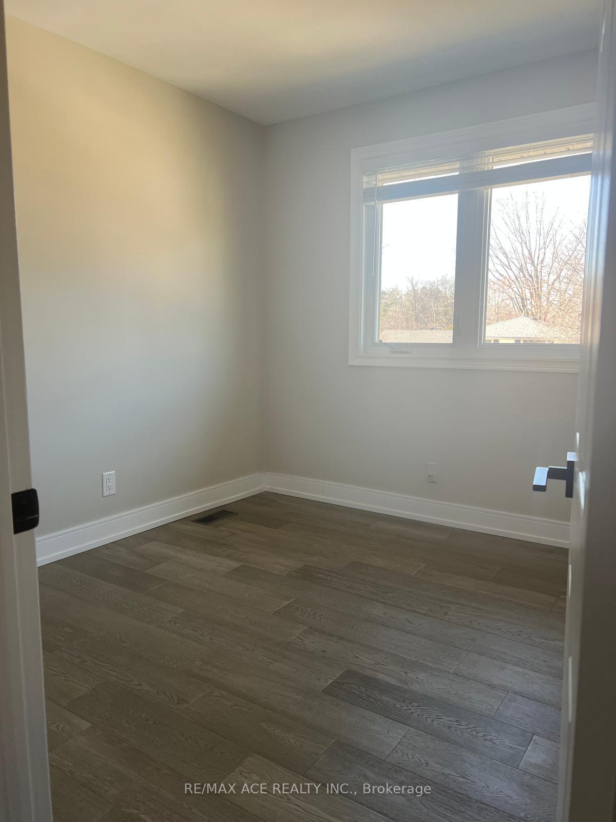 Photo 13 of 5132 Cherryhill Crescent, Burlington, Appleby — HOMEH