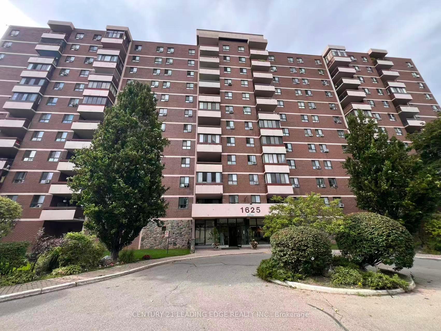 Photo of Unit 620, 1625 Bloor Street