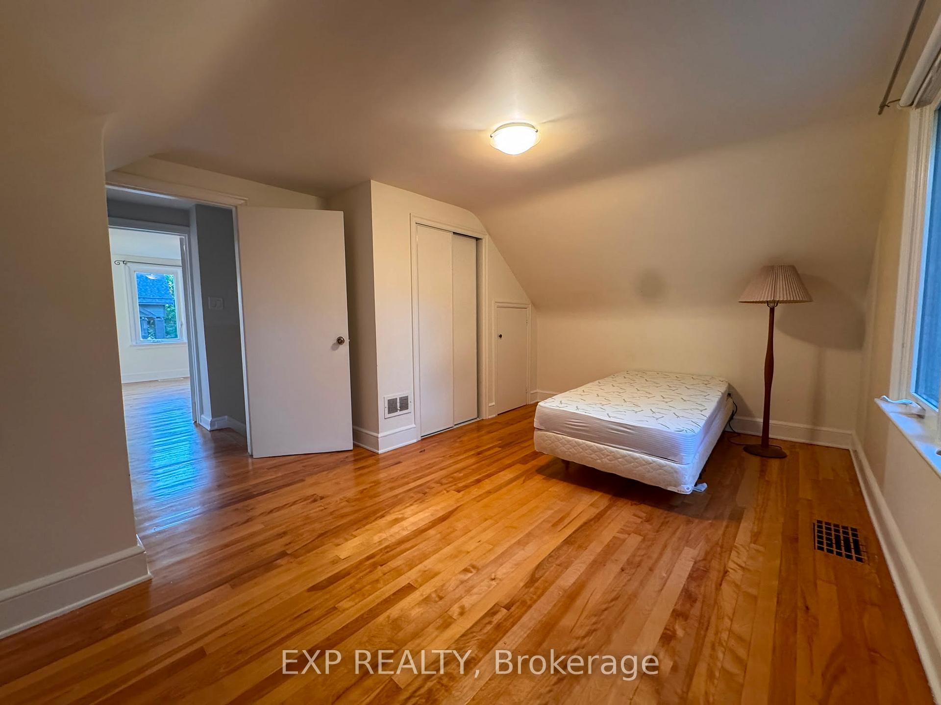 Photo 14 of 44 Clearview Avenue, Ottawa, Ottawa West/Tunneys Pasture — HOMEH