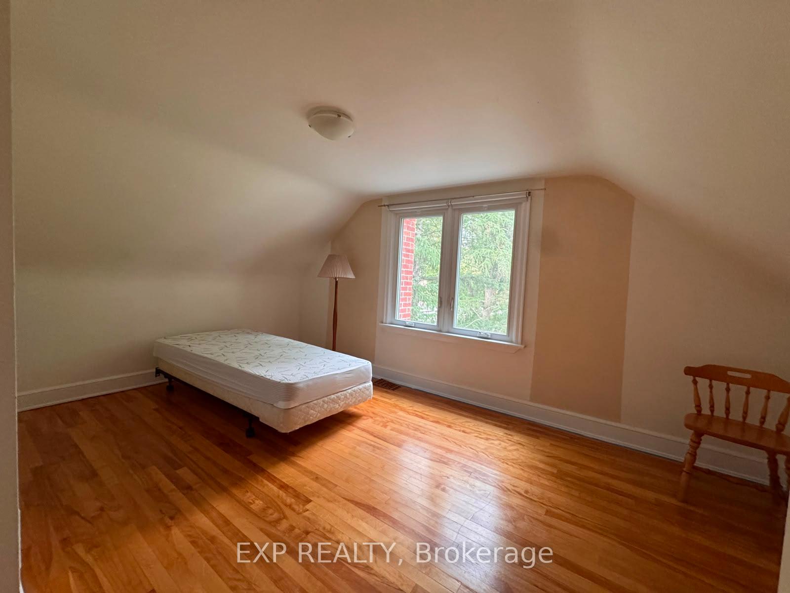 Photo 16 of 44 Clearview Avenue, Ottawa, Ottawa West/Tunneys Pasture — HOMEH