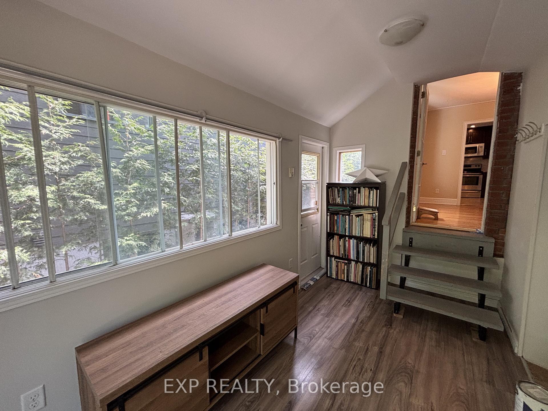 Photo 20 of 44 Clearview Avenue, Ottawa, Ottawa West/Tunneys Pasture — HOMEH