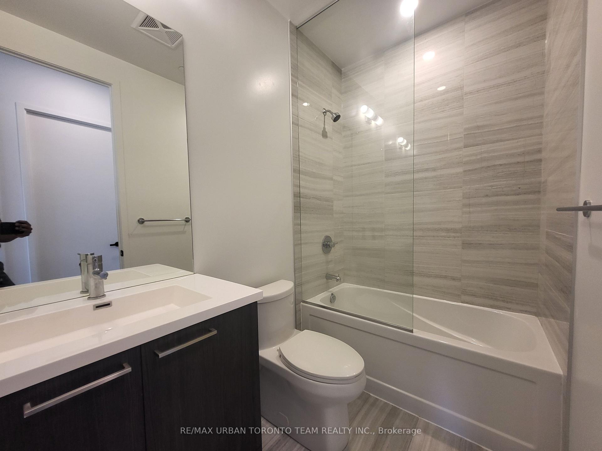 Photo 12 of Unit 111, 195 Commerce Street, Vaughan, Vaughan Corporate Centre — HOMEH
