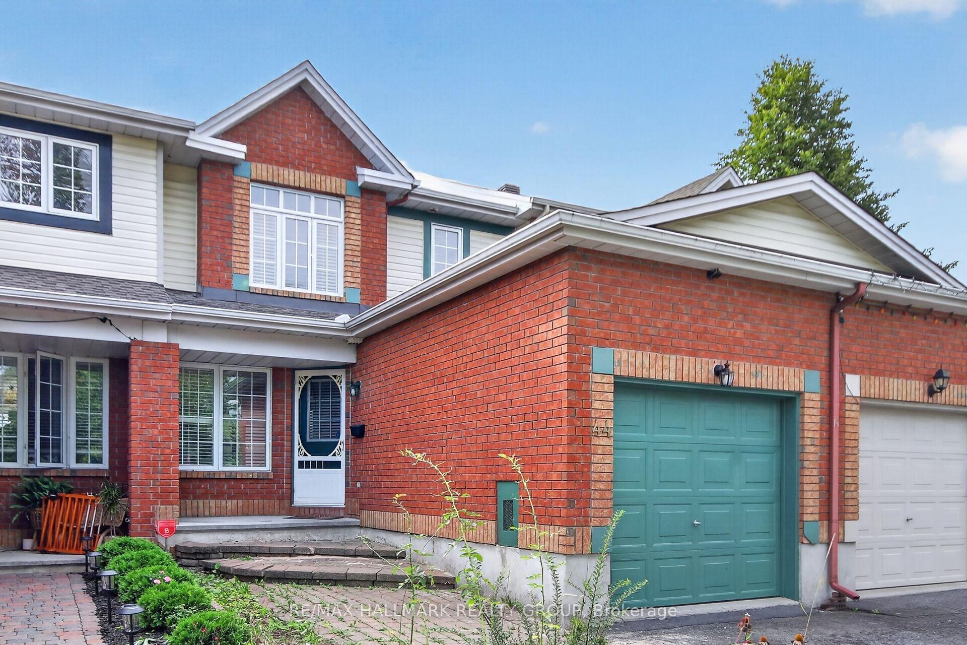 Photo 3 of 44 Drumso Street, Ottawa, Hunt Club Park/Greenboro — HOMEH
