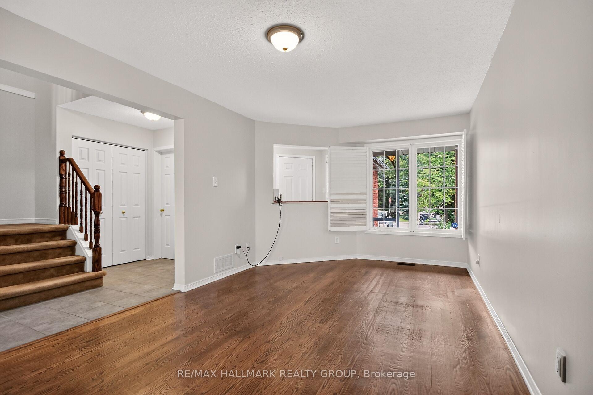 Photo 6 of 44 Drumso Street, Ottawa, Hunt Club Park/Greenboro — HOMEH