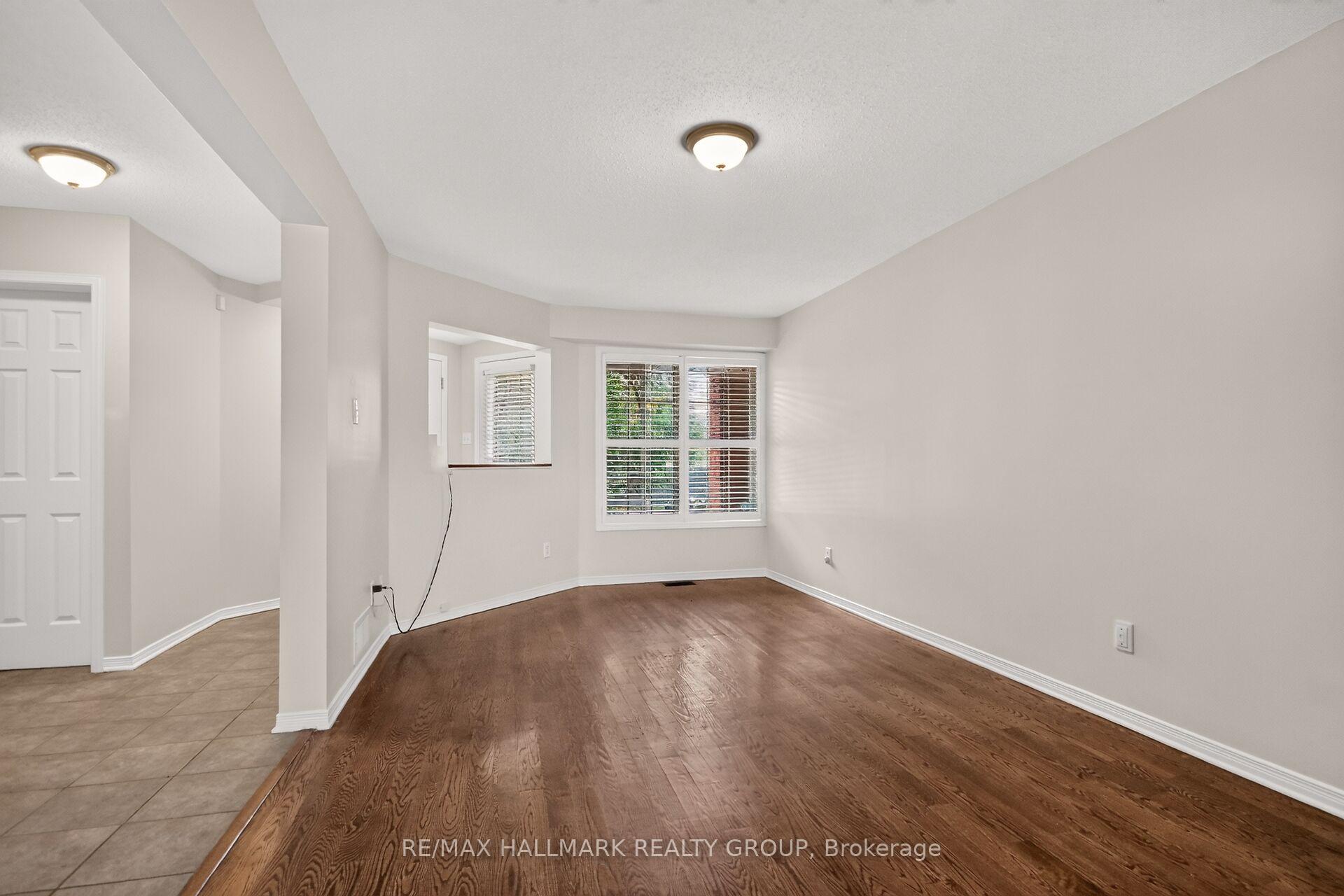 Photo 7 of 44 Drumso Street, Ottawa, Hunt Club Park/Greenboro — HOMEH