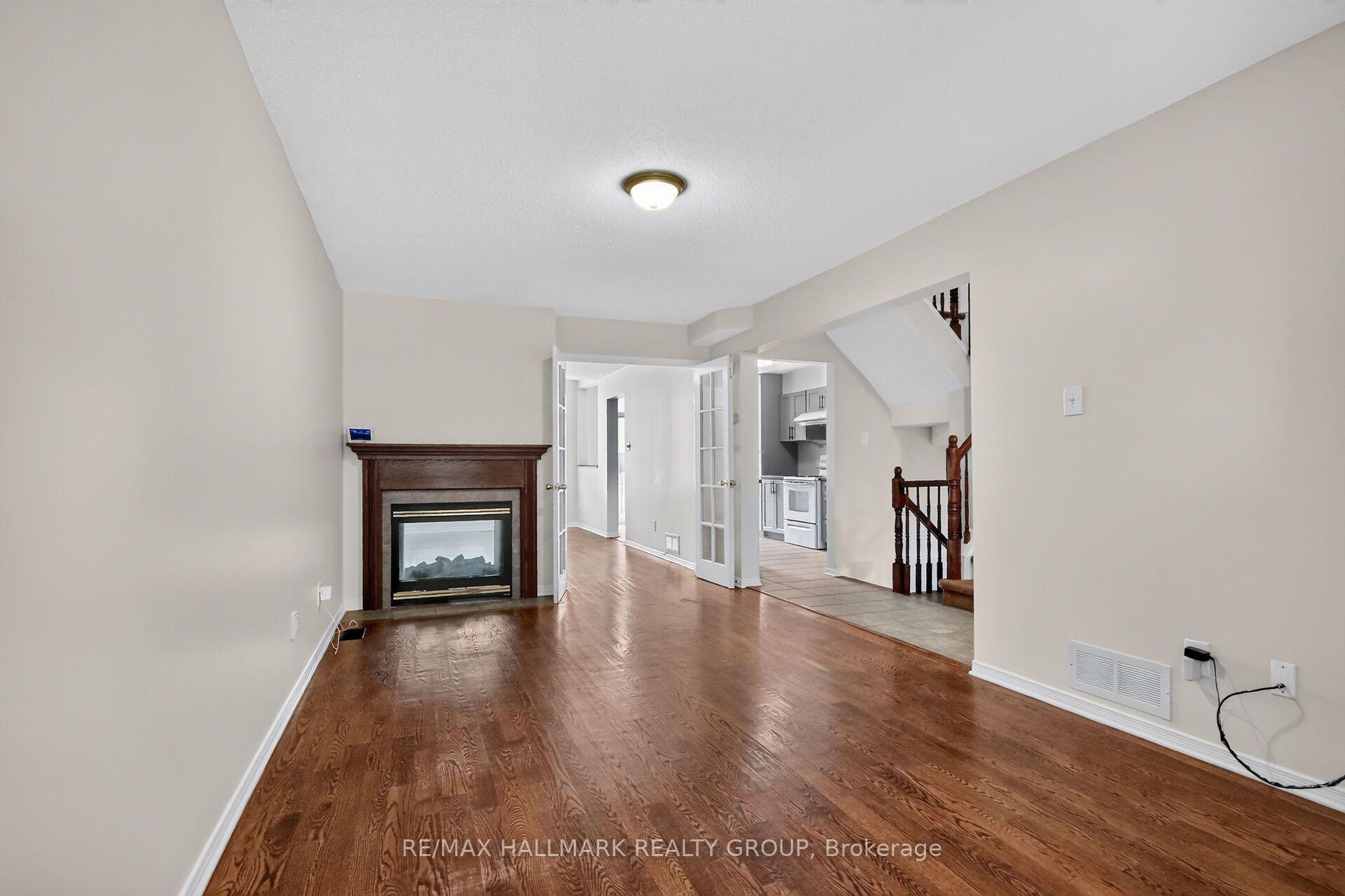 Photo 8 of 44 Drumso Street, Ottawa, Hunt Club Park/Greenboro — HOMEH