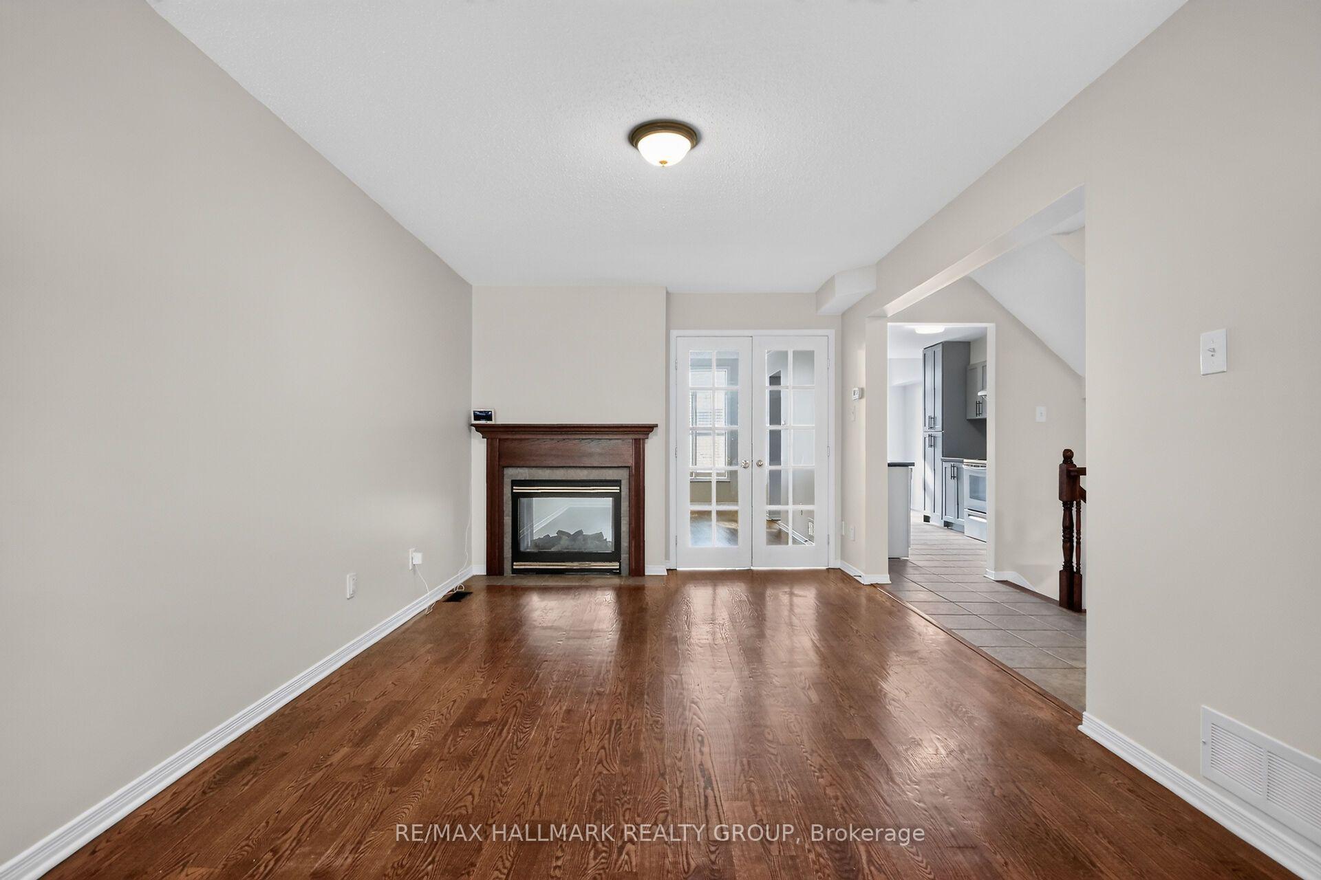 Photo 10 of 44 Drumso Street, Ottawa, Hunt Club Park/Greenboro — HOMEH