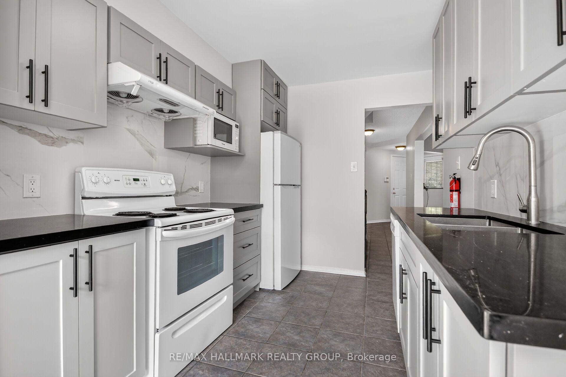 Photo 11 of 44 Drumso Street, Ottawa, Hunt Club Park/Greenboro — HOMEH