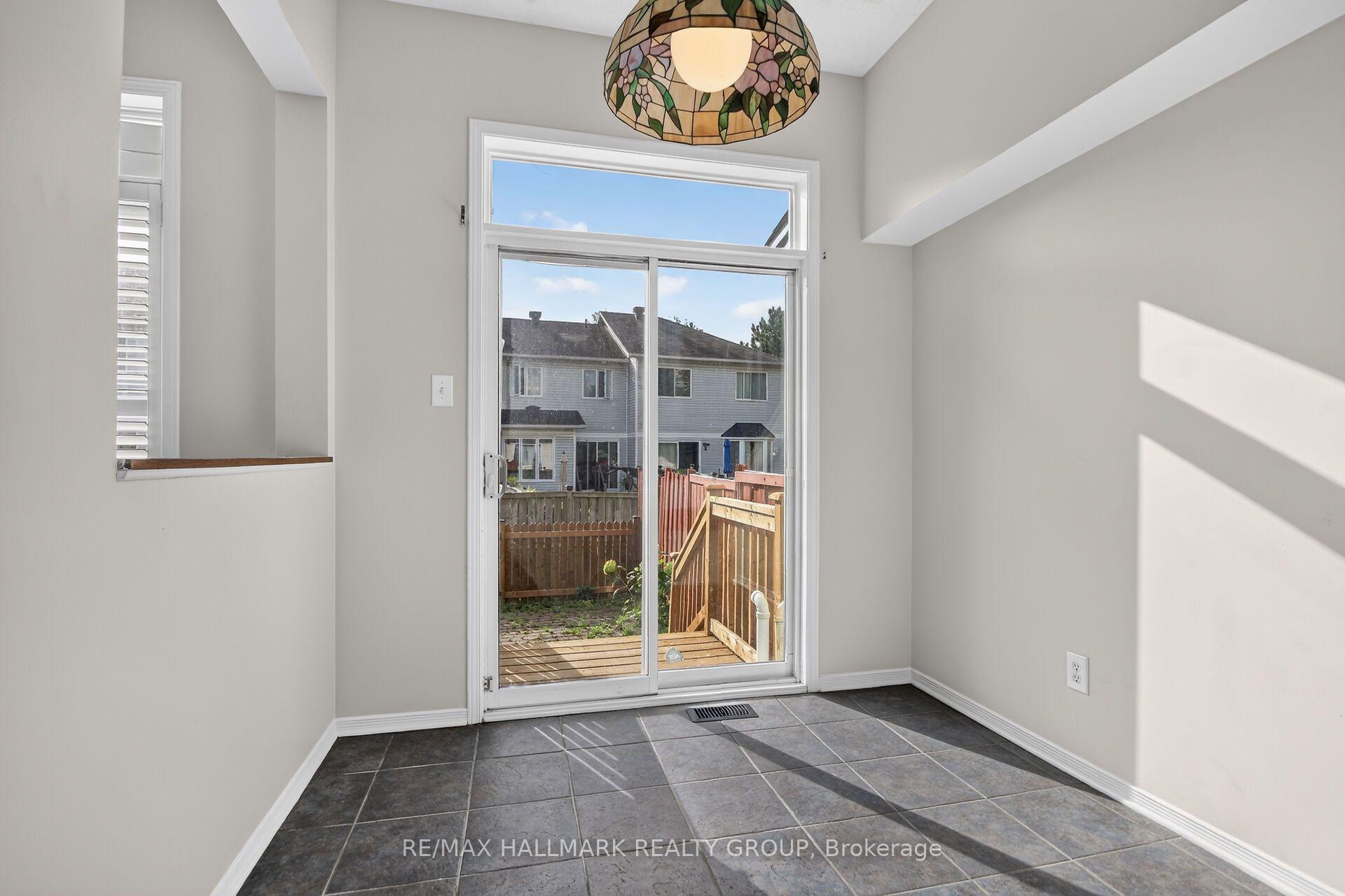 Photo 16 of 44 Drumso Street, Ottawa, Hunt Club Park/Greenboro — HOMEH