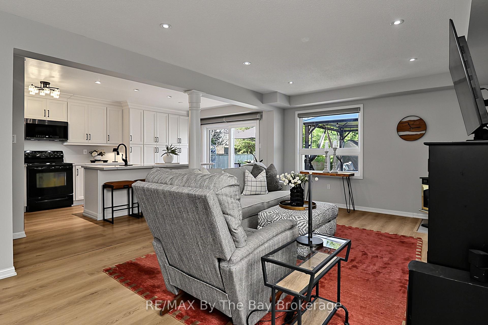 Photo 16 of 84 Wesley Avenue, Wasaga Beach — HOMEH
