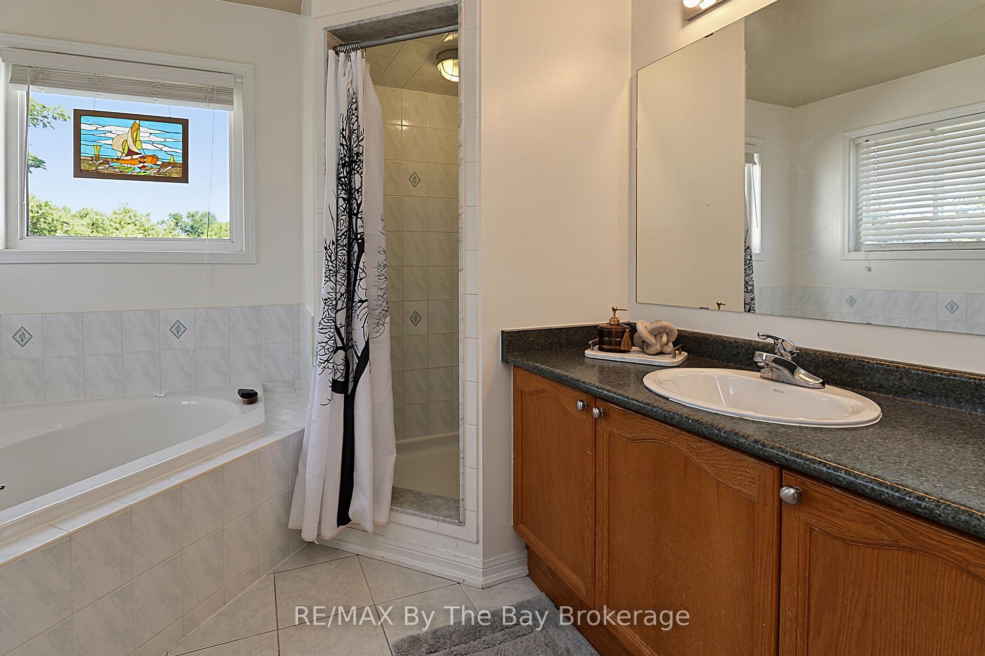Photo 30 of 84 Wesley Avenue, Wasaga Beach — HOMEH